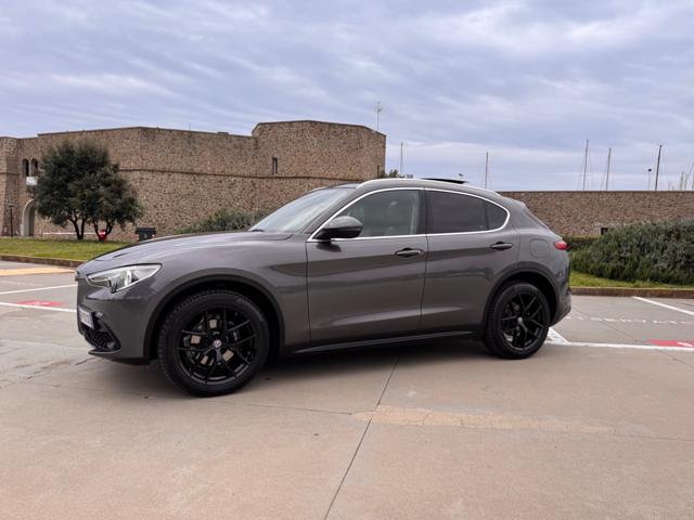 ALFA ROMEO Stelvio usata, con Freno di stazionamento elettrico
