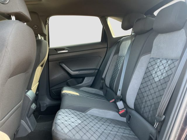 VOLKSWAGEN Taigo usata 9