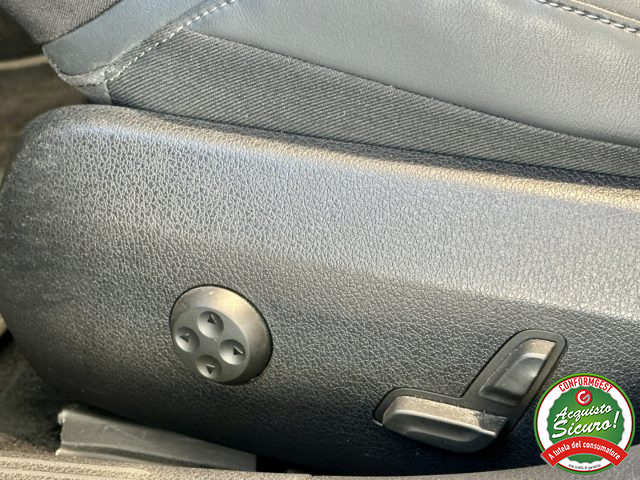 MERCEDES-BENZ C 220 usata, con Controllo automatico clima