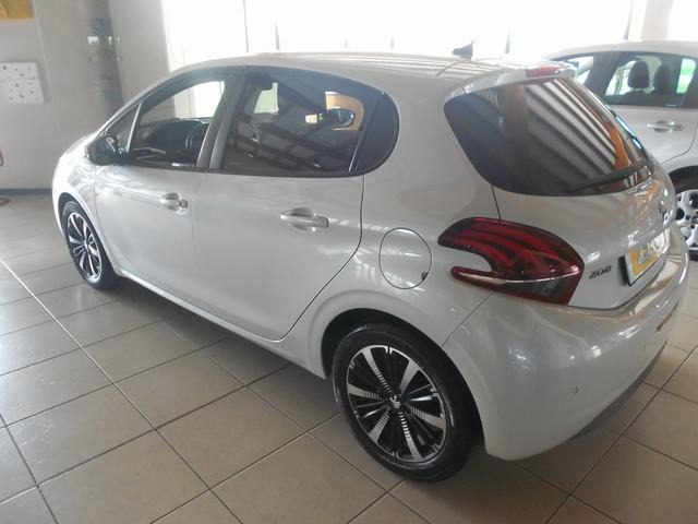 PEUGEOT 208 usata, con Antifurto