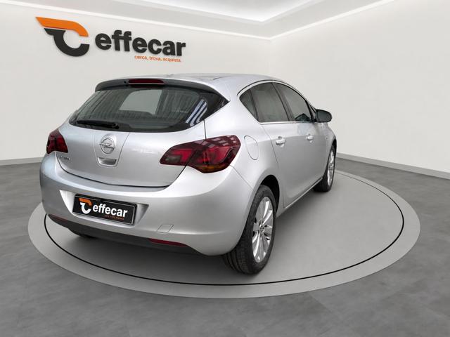 OPEL Astra usata, con Autoradio