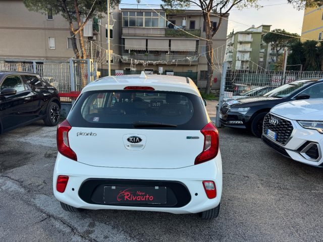 KIA Picanto usata, con Autoradio
