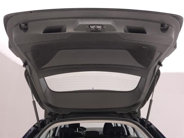 PEUGEOT 308 usata, con Touch screen