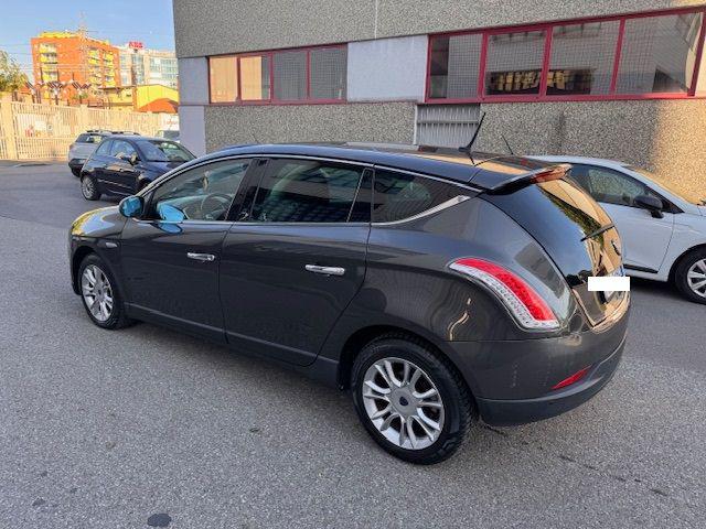 LANCIA Delta usata, con Alzacristalli elettrici