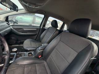 MERCEDES-BENZ B 180 usata, con Fendinebbia