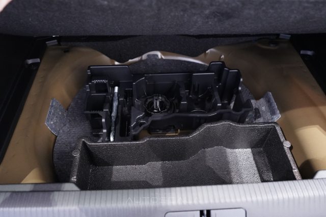 PEUGEOT 2008 usata 31