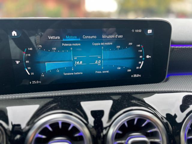 MERCEDES-BENZ A 180 usata, con Telecamera per parcheggio assistito
