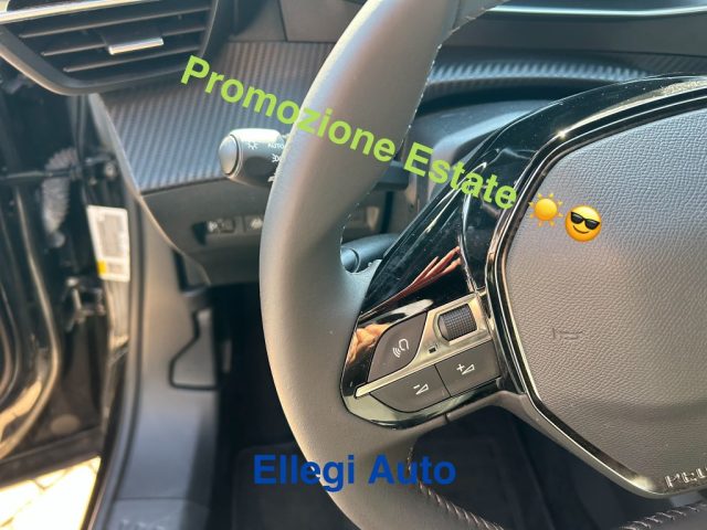 PEUGEOT 2008 usata, con Volante multifunzione
