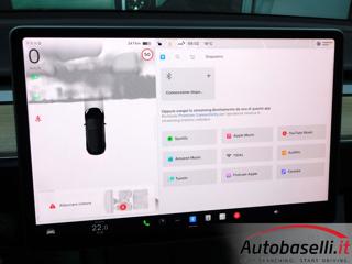 TESLA Model 3 usata, con Streaming musicale integrato