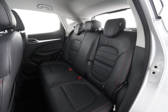 MG ZS usata 10