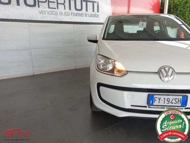 VOLKSWAGEN up! usata 22
