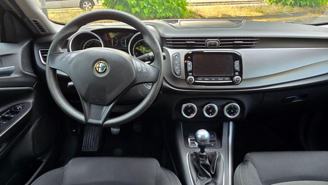 ALFA ROMEO Giulietta usata, con Volante in pelle