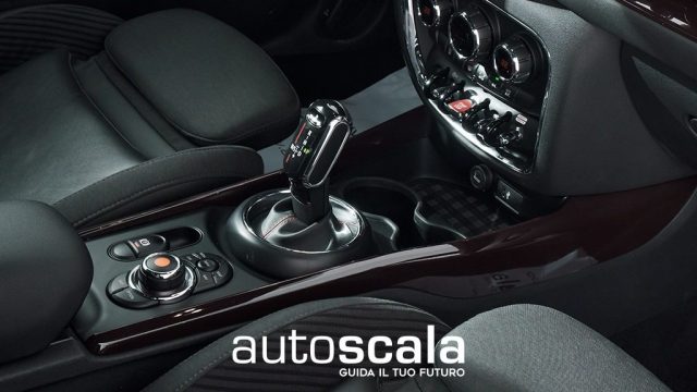 MINI Clubman usata, con Sensori di parcheggio posteriori