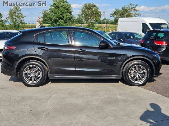 ALFA ROMEO Stelvio usata, con Chiusura centralizzata