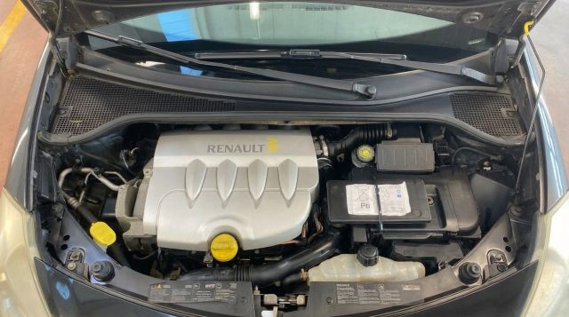 RENAULT Clio usata 10