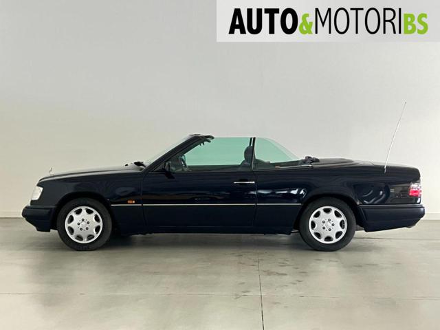 MERCEDES-BENZ E 200 usata, con Chiusura centralizzata