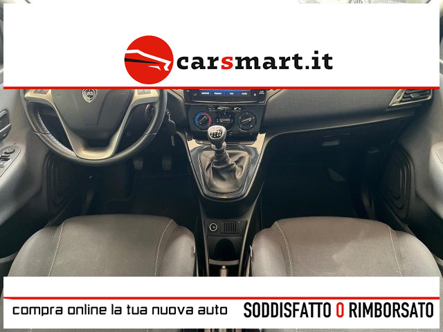 LANCIA Ypsilon usata, con Park Distance Control