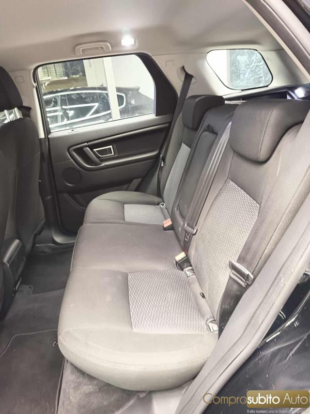 LAND ROVER Discovery Sport usata, con Park Distance Control