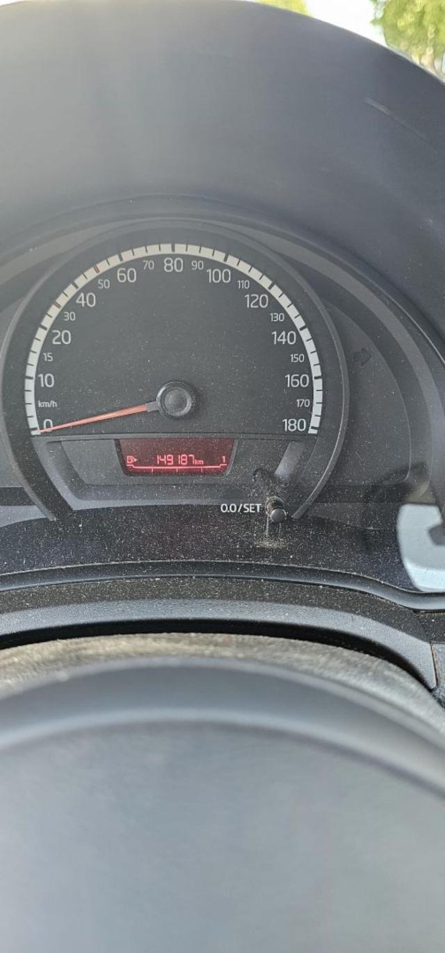 VOLKSWAGEN up! usata, con Lettore CD