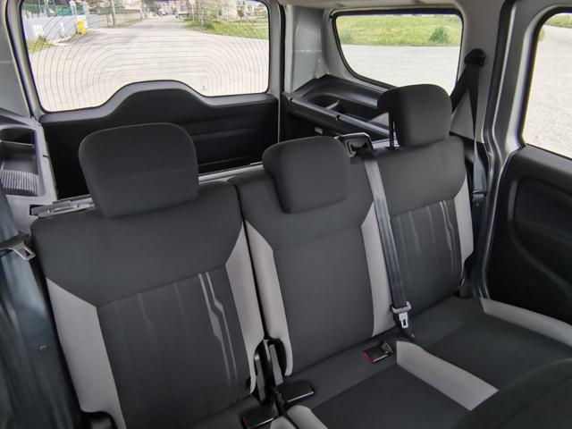 FIAT Doblo usata, con USB