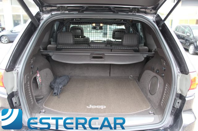 JEEP Grand Cherokee usata, con USB