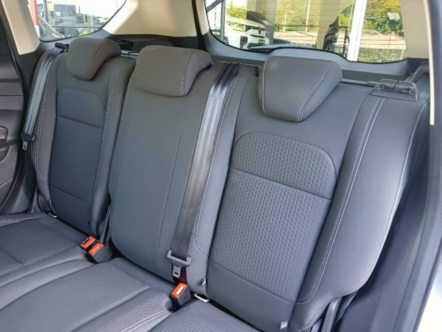FORD Kuga usata, con USB