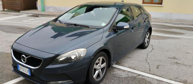 VOLVO V40 usata, con Airbag