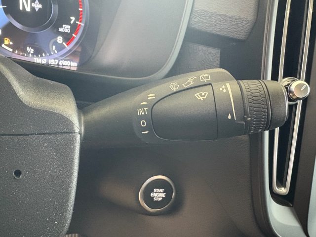 VOLVO XC40 usata, con Pneumatici estivi