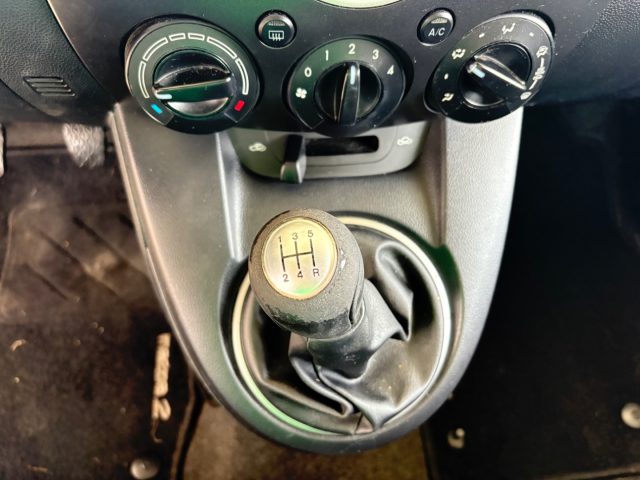 MAZDA 2 usata 34