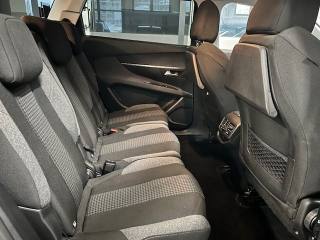 PEUGEOT 5008 usata, con Controllo automatico clima