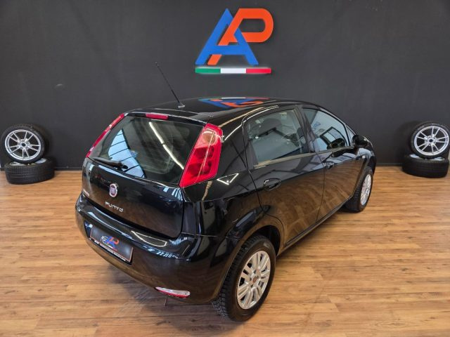 FIAT Punto usata, con Autoradio