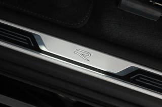 VOLKSWAGEN Touareg usata, con Sedili riscaldati