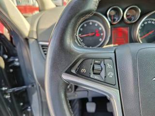 OPEL Zafira Tourer usata, con Controllo automatico clima