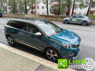 PEUGEOT 5008 usata, con Telecamera per parcheggio assistito