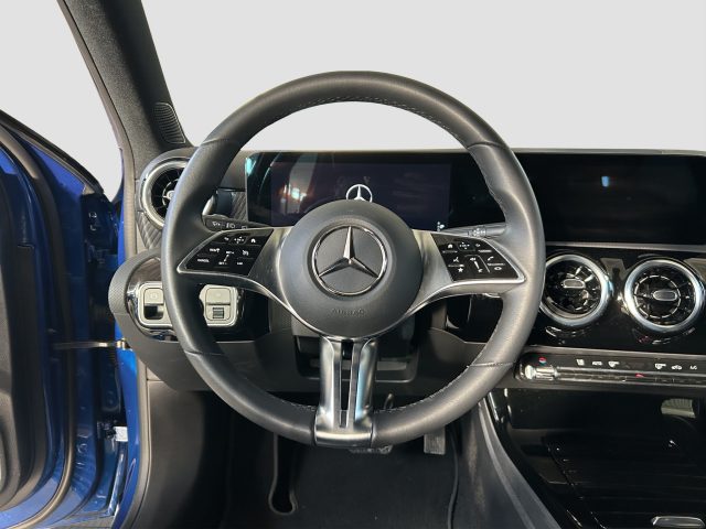 MERCEDES-BENZ A 180 usata 11