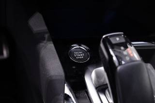 PEUGEOT 5008 usata, con USB
