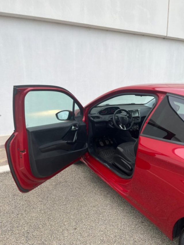 PEUGEOT 208 usata, con Servosterzo