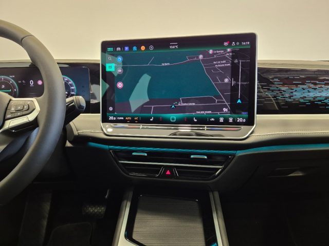 VOLKSWAGEN Passat usata, con Sistema di navigazione