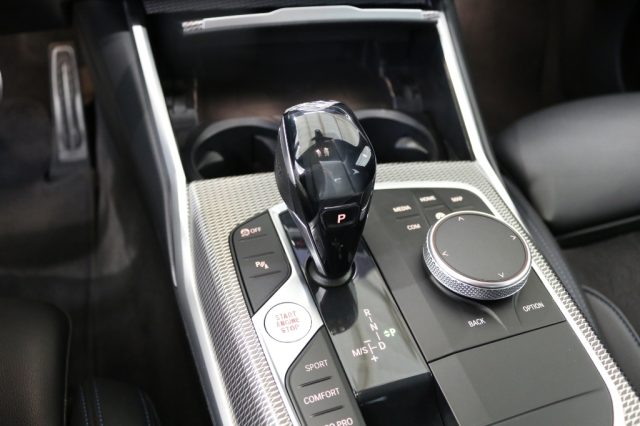 BMW 320 usata, con Fari LED