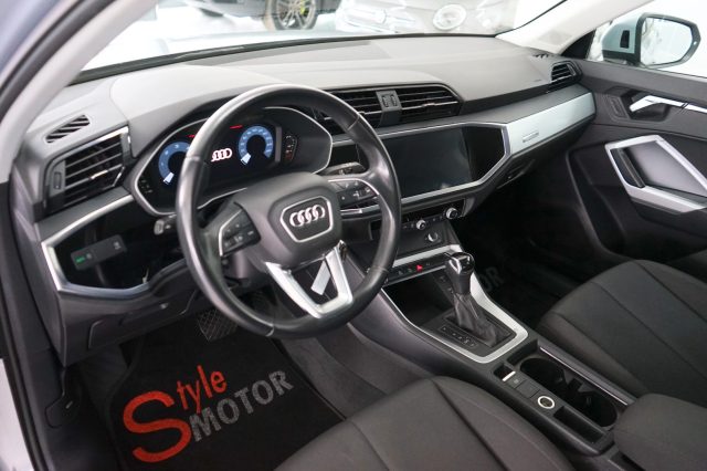AUDI Q3 usata, con Sensori di parcheggio posteriori