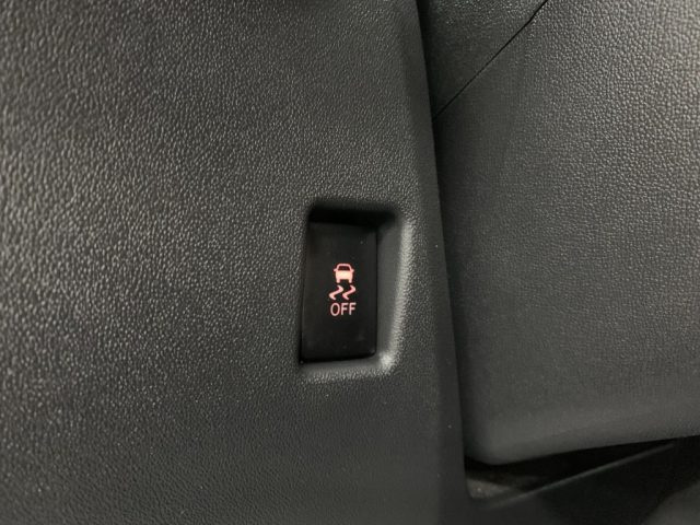 PEUGEOT 108 usata, con Vivavoce