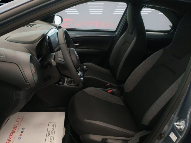 TOYOTA Aygo X usata 13