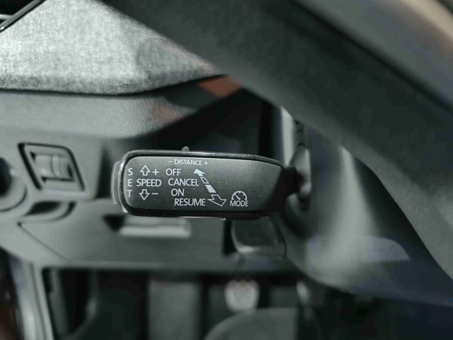 SKODA Kamiq usata, con Bracciolo