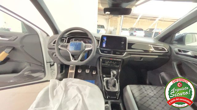 VOLKSWAGEN T-Roc usata, con Autoradio