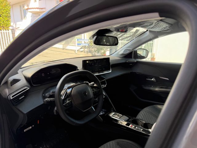 PEUGEOT 208 usata, con Touch screen