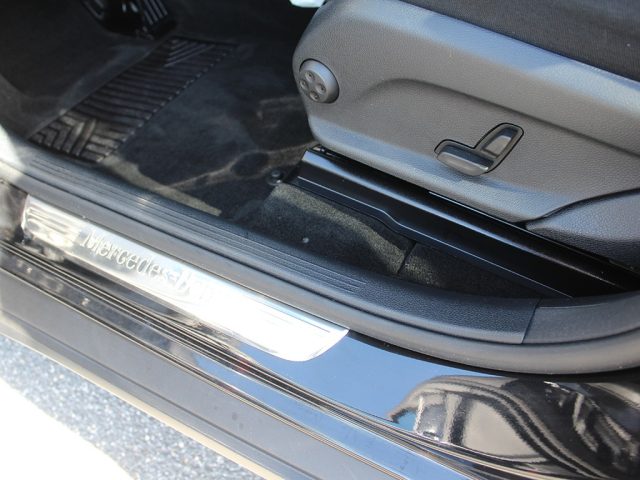 MERCEDES-BENZ GLC 220 usata, con Volante multifunzione