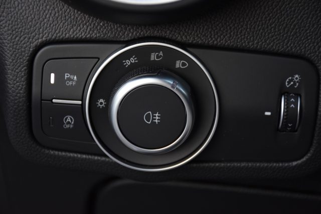ALFA ROMEO Stelvio usata, con Luci diurne LED