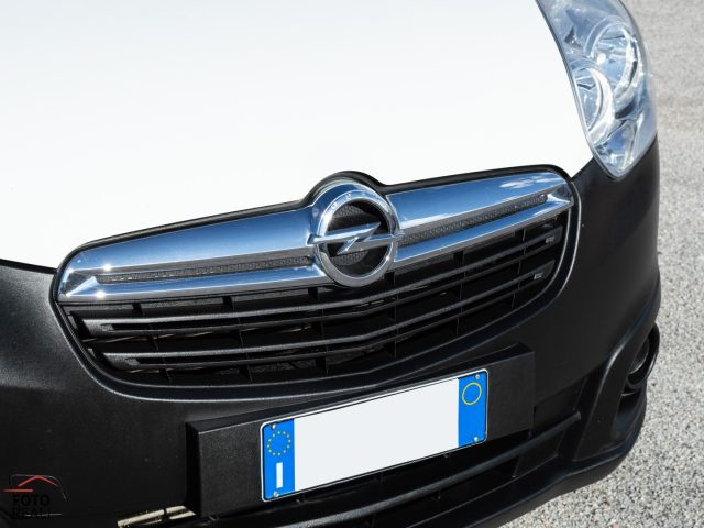 OPEL Combo usata 26