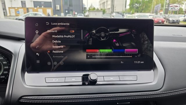 NISSAN Qashqai usata, con Sensori di parcheggio posteriori