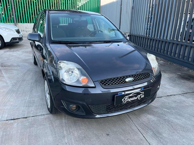 FORD Fiesta usata, con ABS